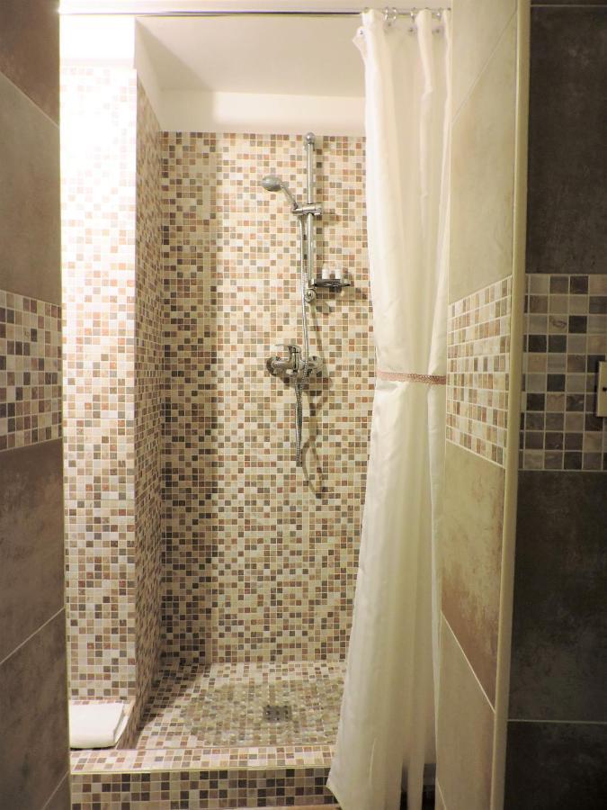 Bed and Breakfast Li Suluri à Lecce Extérieur photo